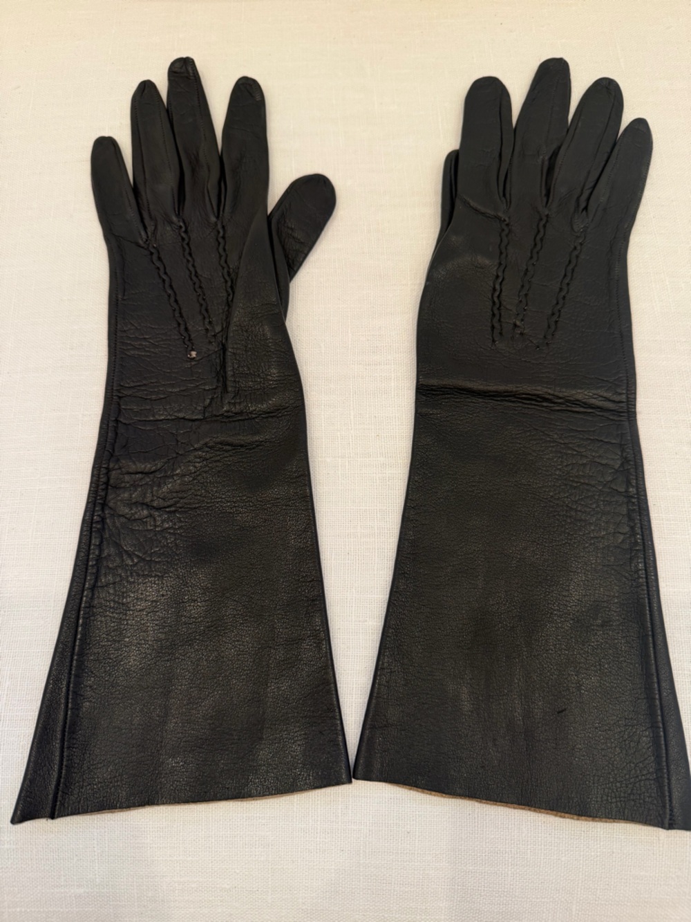 Classic Women's Black Leather Long Gloves slim and small. Very soft
